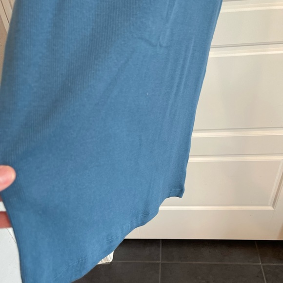 NWT Zara Woman’s Ribbed Midi Blue Dress Short Sleeve 
Size: Small - Picture 5 of 8